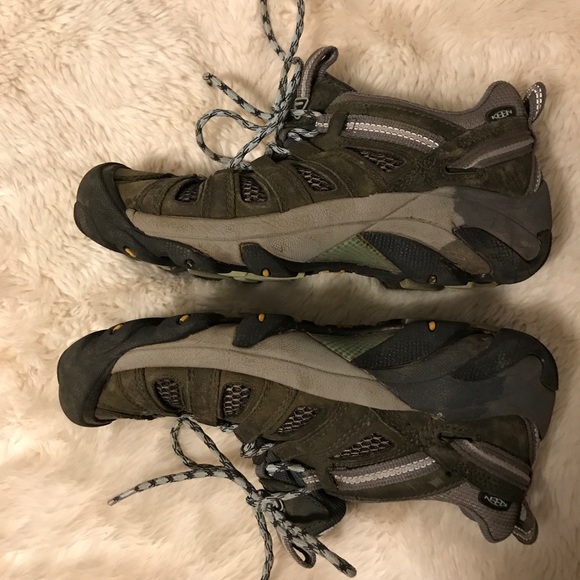 KEEN W’s Voyageur Hikers - Picture 7 of 8